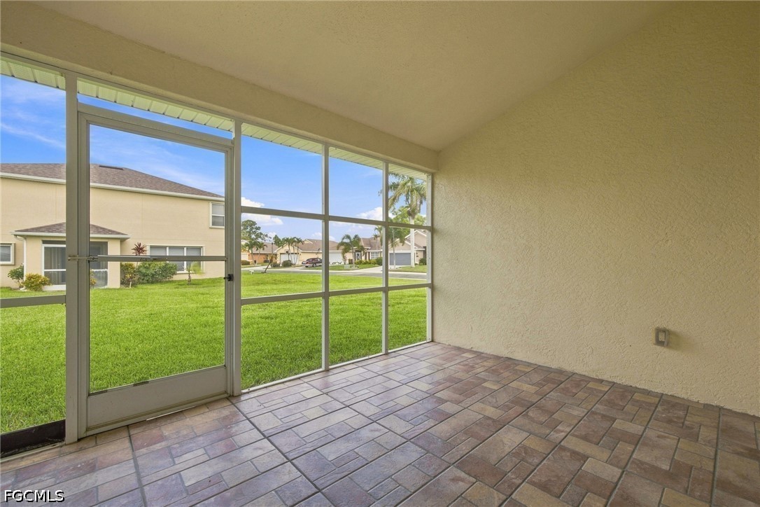 4 Bed SingleFamilyResidence for Sale in Town Lakes, photo 31