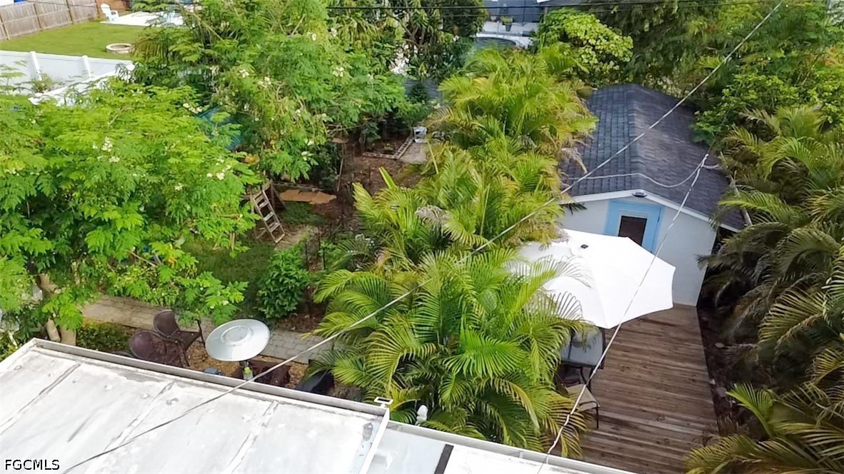 4 Bed Pool Home for Sale in Granada Terrace, photo 31