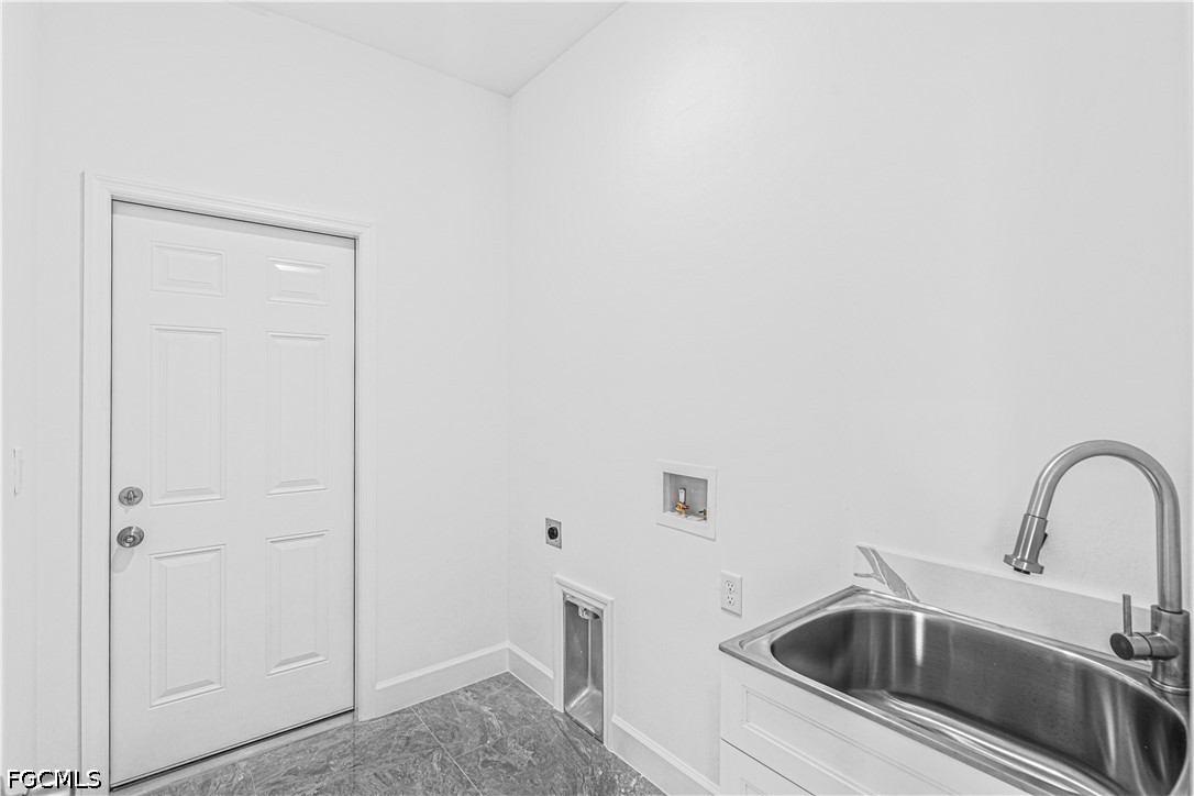 3 Bed SingleFamilyResidence for Sale in Lehigh Acres, photo 31