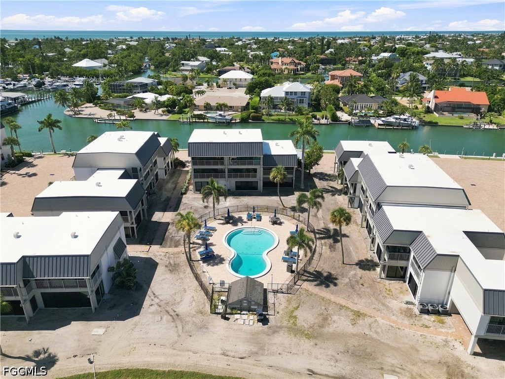 2 Bed Waterfront Home for Sale in Sanibel, photo 31