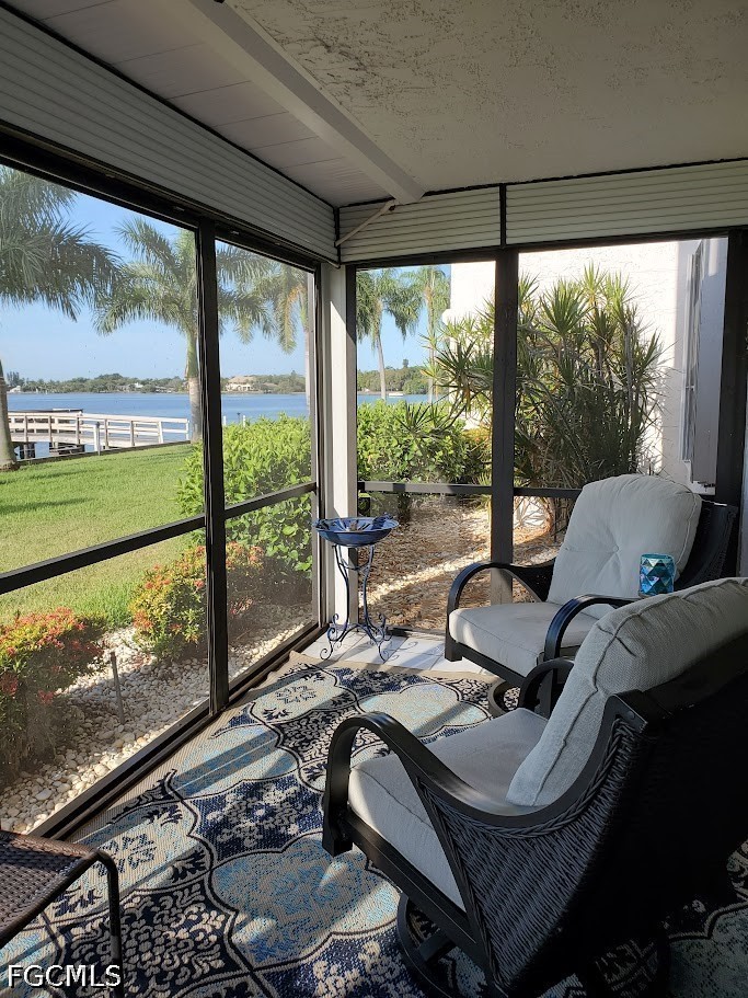 1 Bed Waterfront Home for Sale in Schooner Bay, photo 31