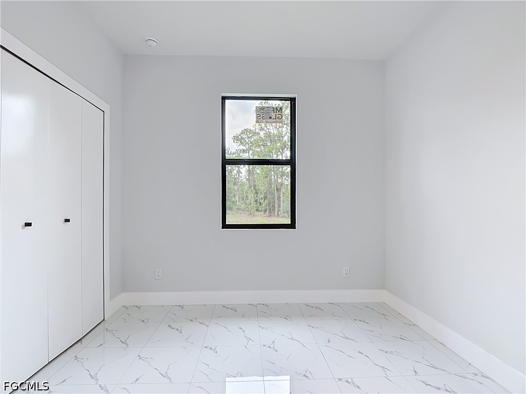3 Bed SingleFamilyResidence for Sale in Lehigh Acres, photo 31