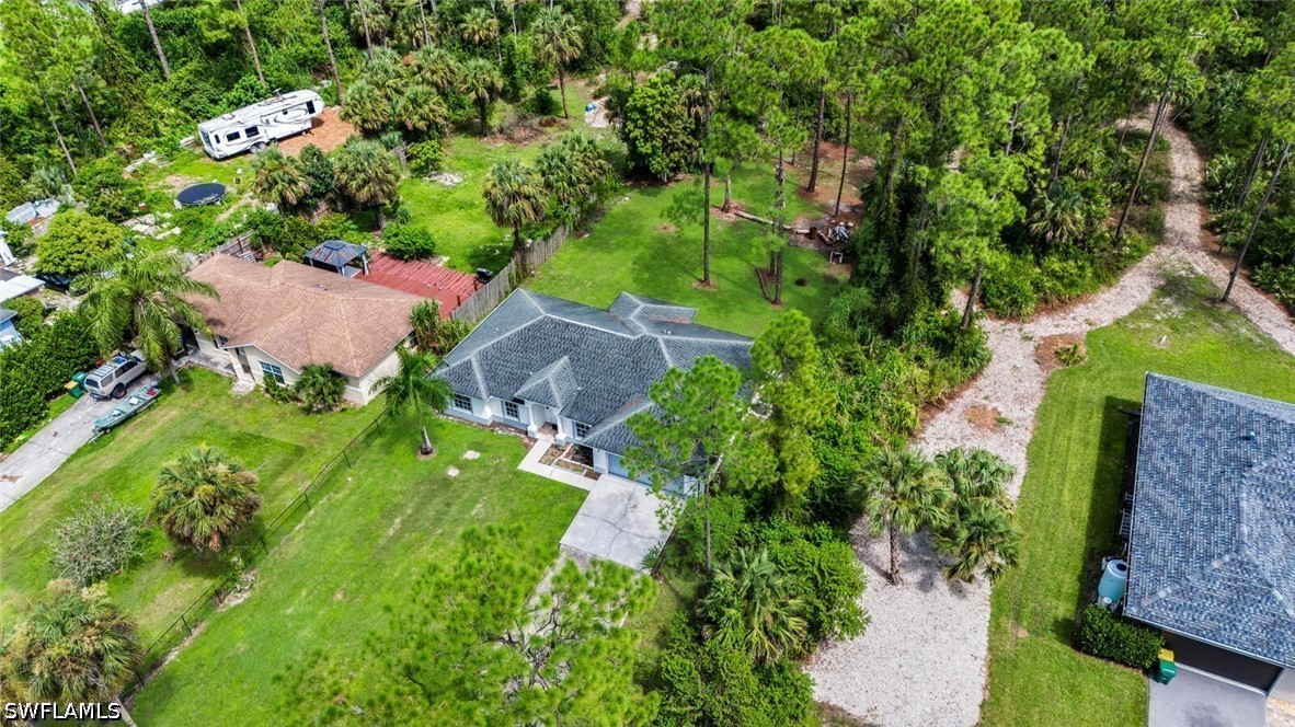 4 Bed SingleFamilyResidence for Sale in Naples, photo 31
