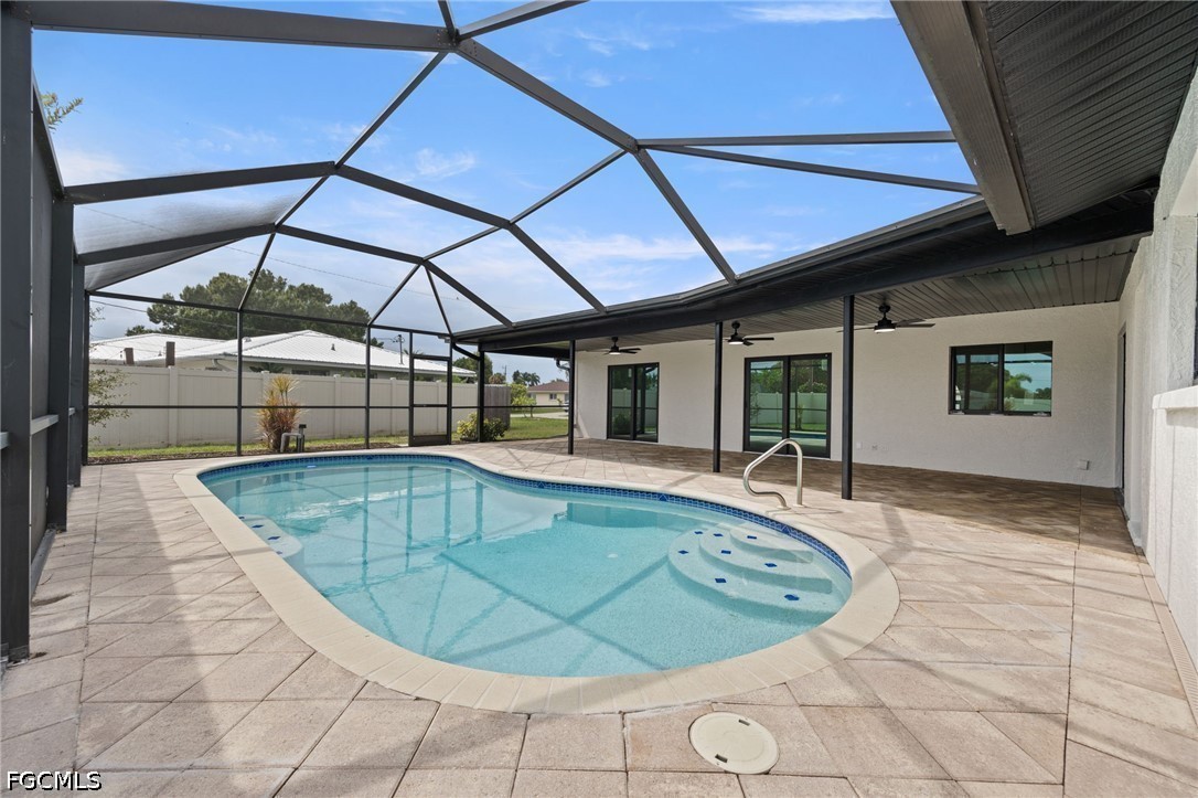 3 Bed Pool Home for Sale in Cape Coral, photo 31