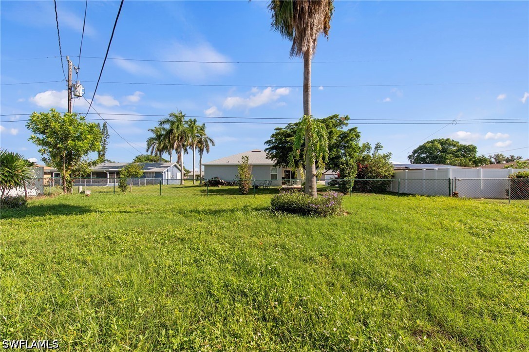 3 Bed SingleFamilyResidence for Sale in Cape Coral, photo 31
