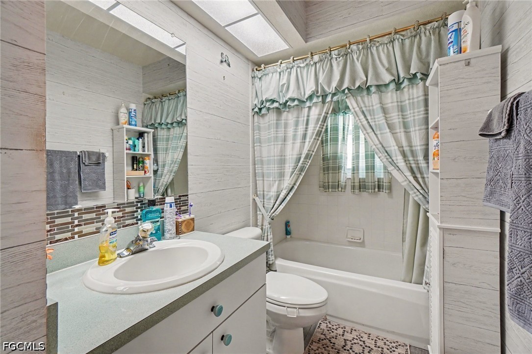 3 Bed Pool Home for Sale in Cape Coral, photo 31