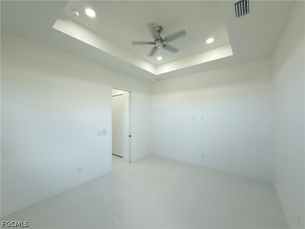 4 Bed SingleFamilyResidence for Sale in Cape Coral, photo 31