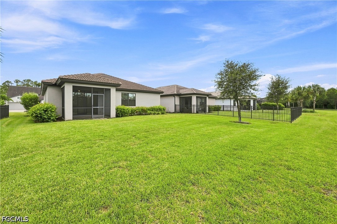 3 Bed Waterfront Home for Sale in Fort Myers, photo 31