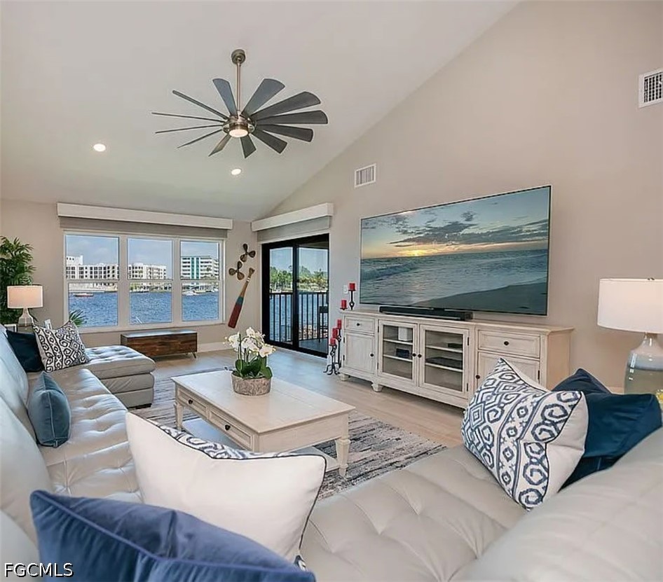 2 Bed Waterfront Home for Sale in Cape Coral, photo 31