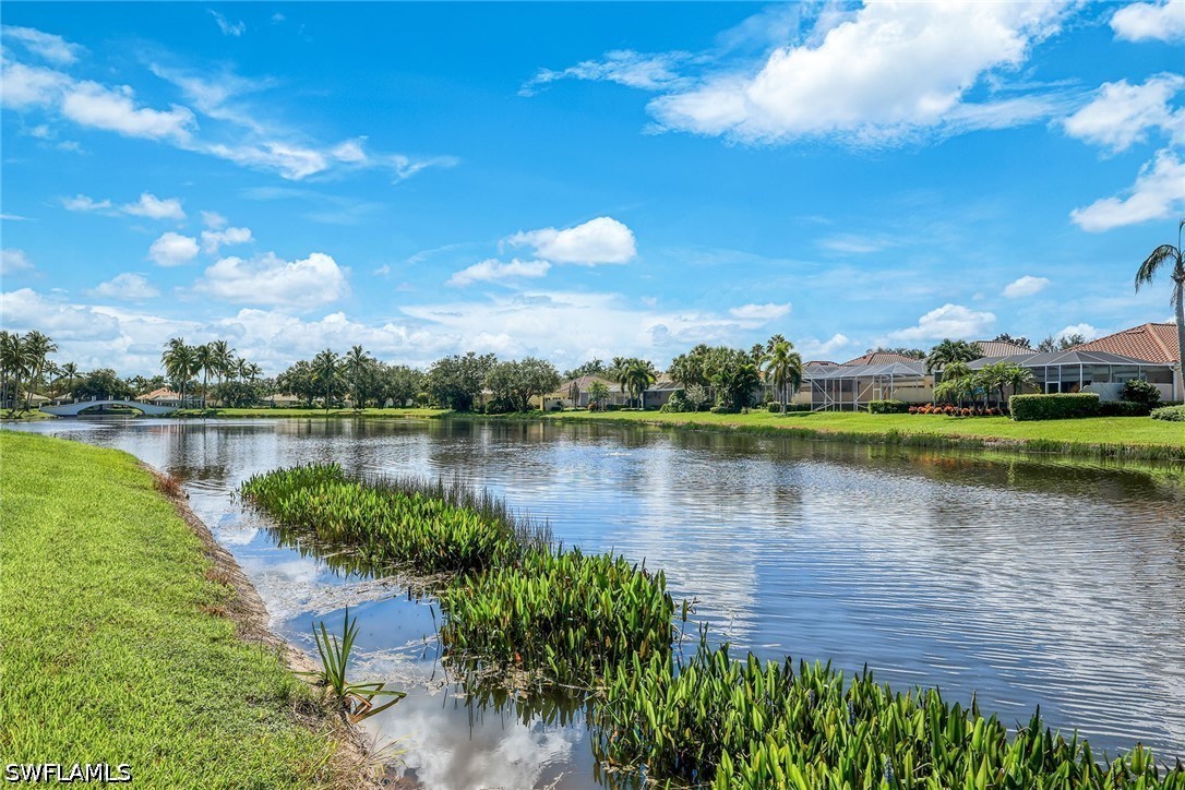 2 Bed Waterfront Home for Sale in Island Walk, photo 31