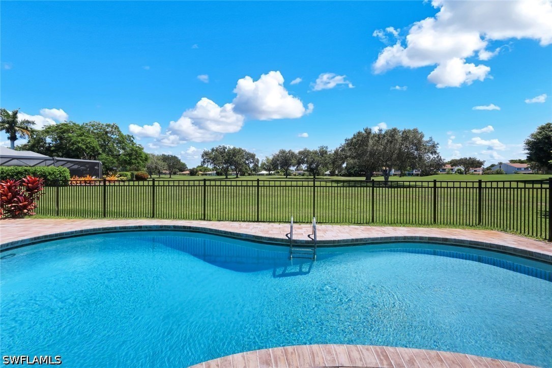 3 Bed Pool Home for Sale in Tierra Del Sol, photo 31
