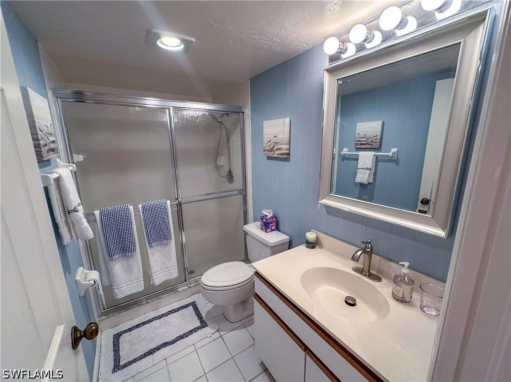 2 Bed Waterfront Home for Sale in Bonita Springs, photo 31