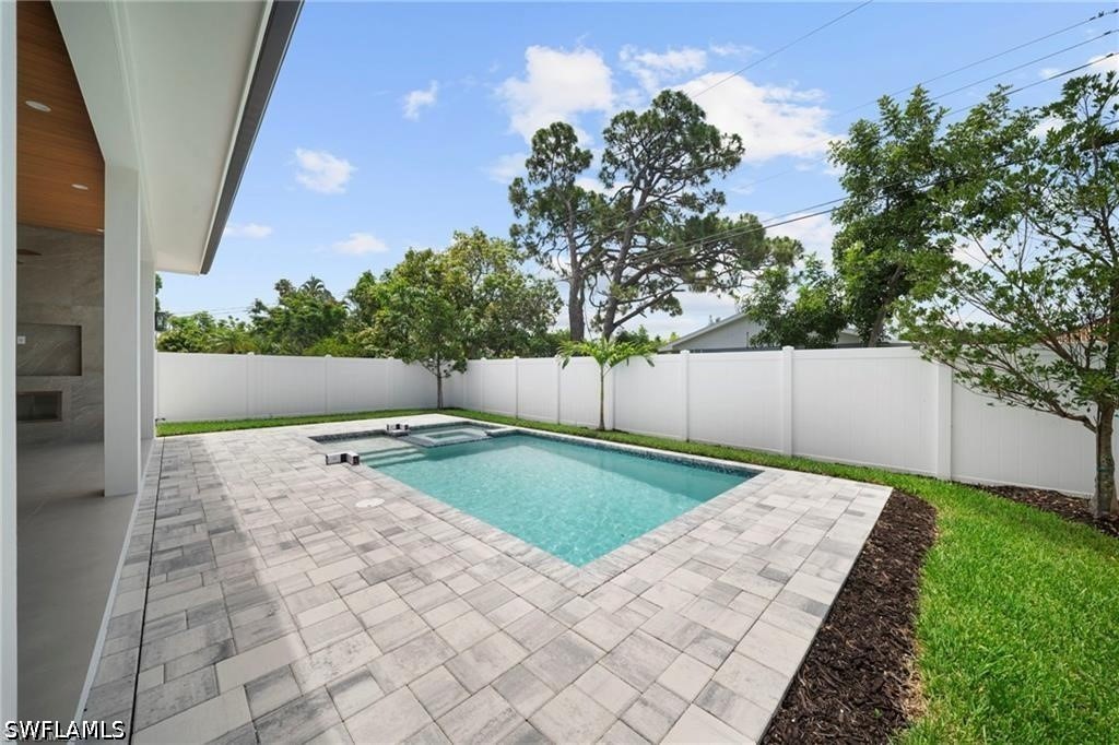 4 Bed Pool Home for Sale in Naples Park, photo 31