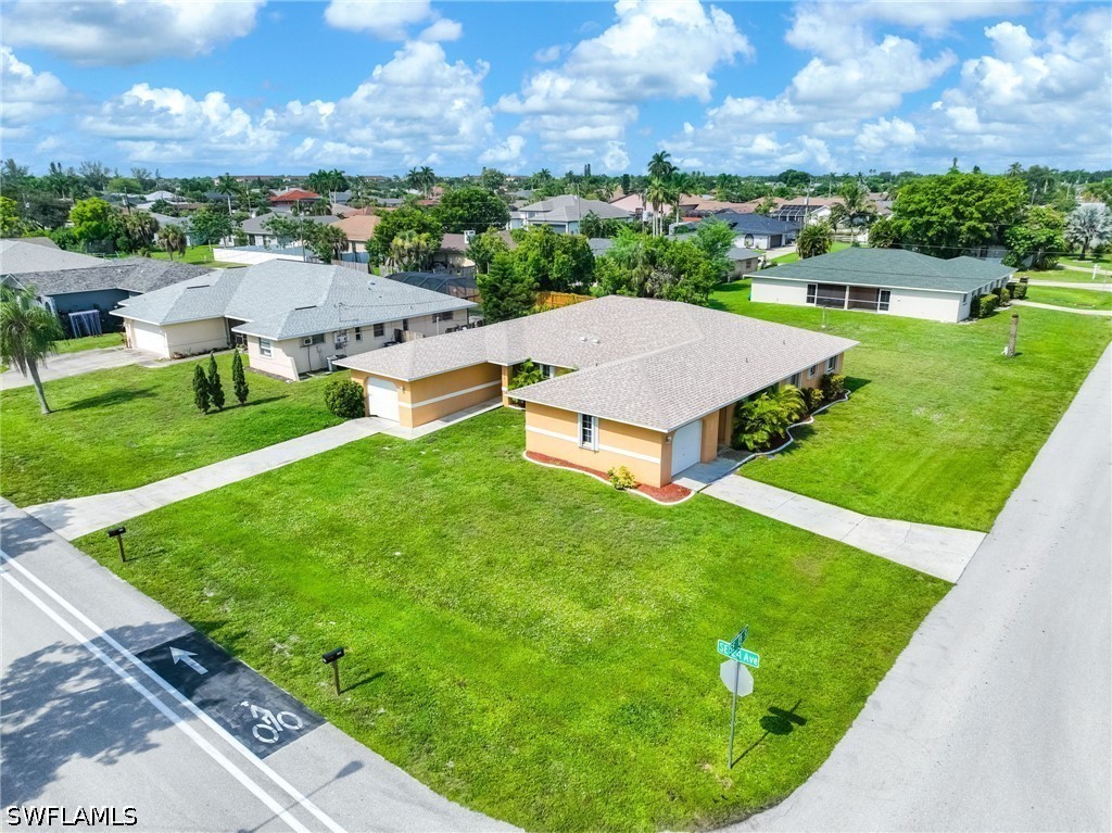 6 Bed Duplex for Sale in Cape Coral, photo 31