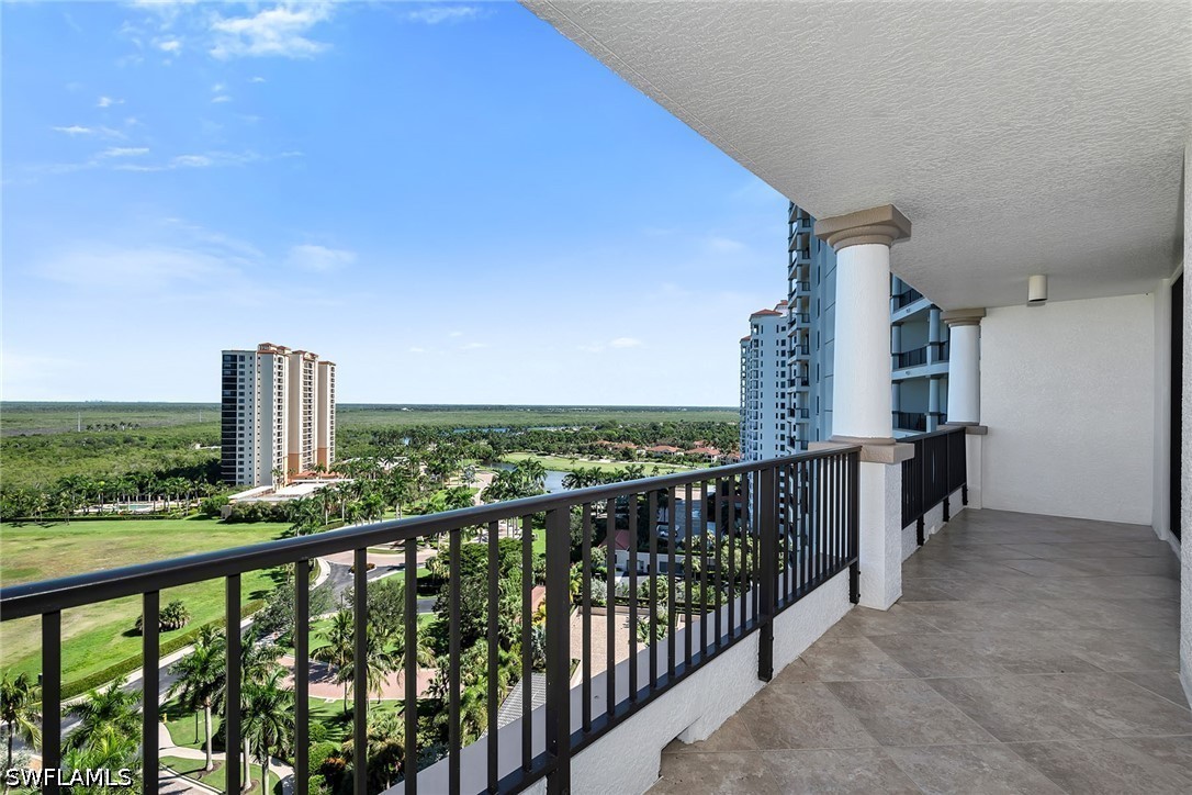 3 Bed Waterfront Home for Sale in Lesina, photo 31