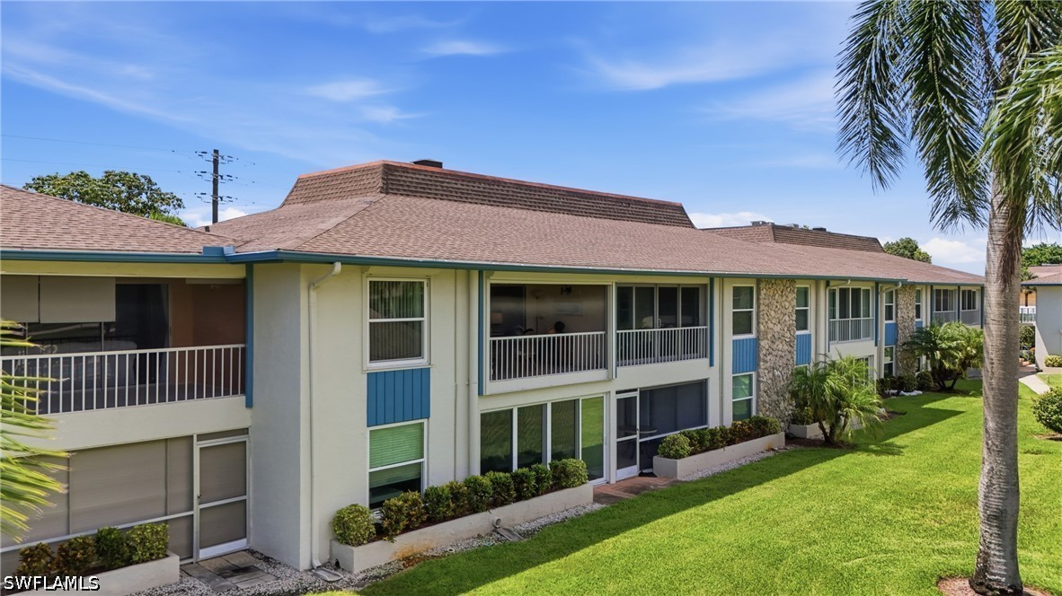 2 Bed Condominium for Sale in Naples, photo 31