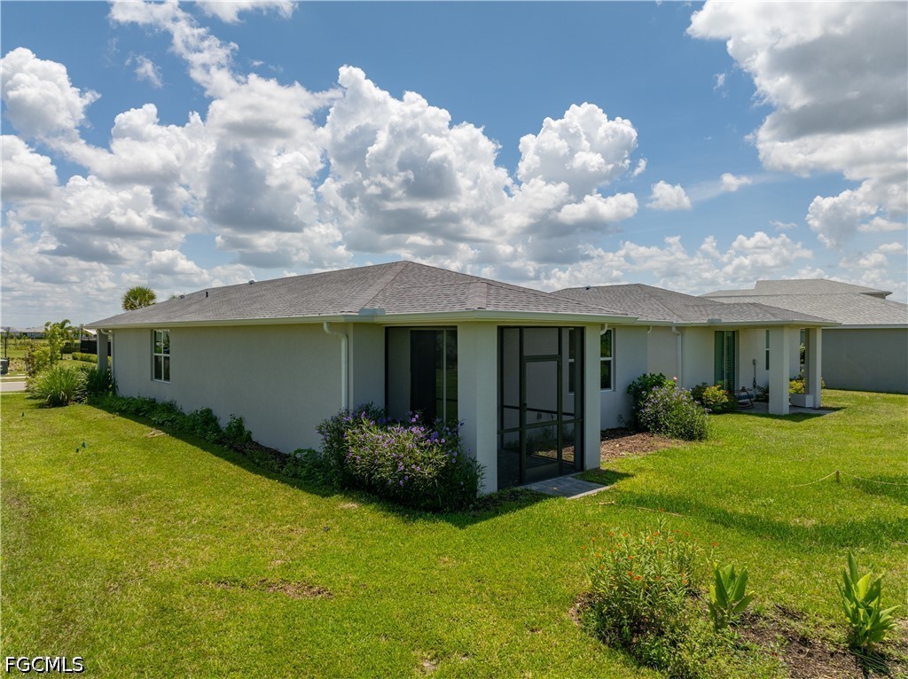 3 Bed SingleFamilyResidence for Sale in Crescent Lakes, photo 31