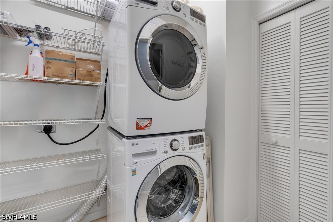 2 Bed Condominium for Sale in Naples, photo 31