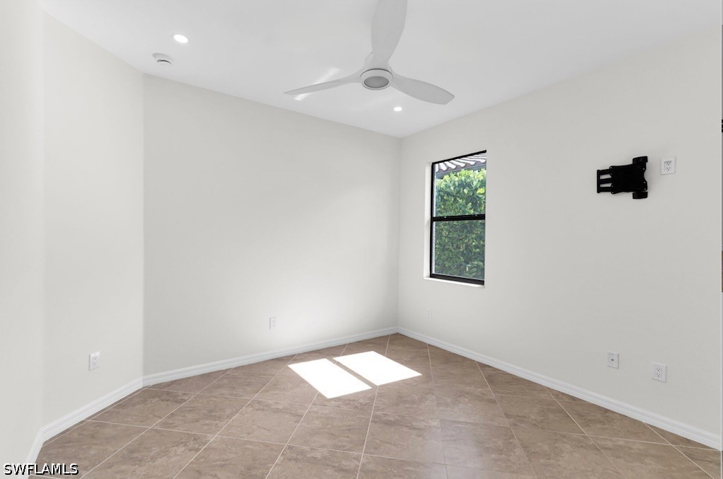 4 Bed SingleFamilyResidence for Sale in Naples, photo 31