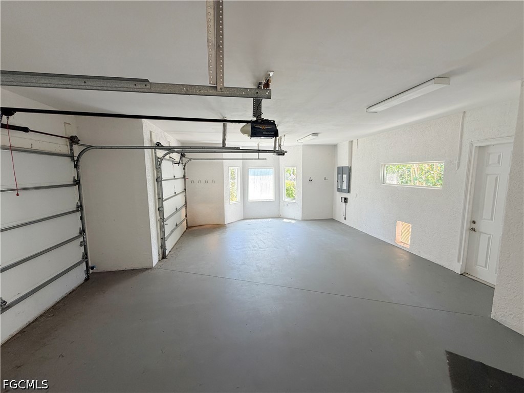 4 Bed Pool Home for Sale in Sanibel, photo 31