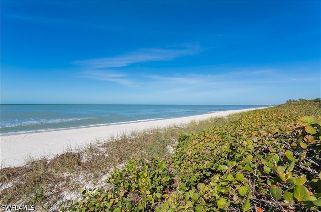 2 Bed Waterfront Home for Sale in Naples, photo 31