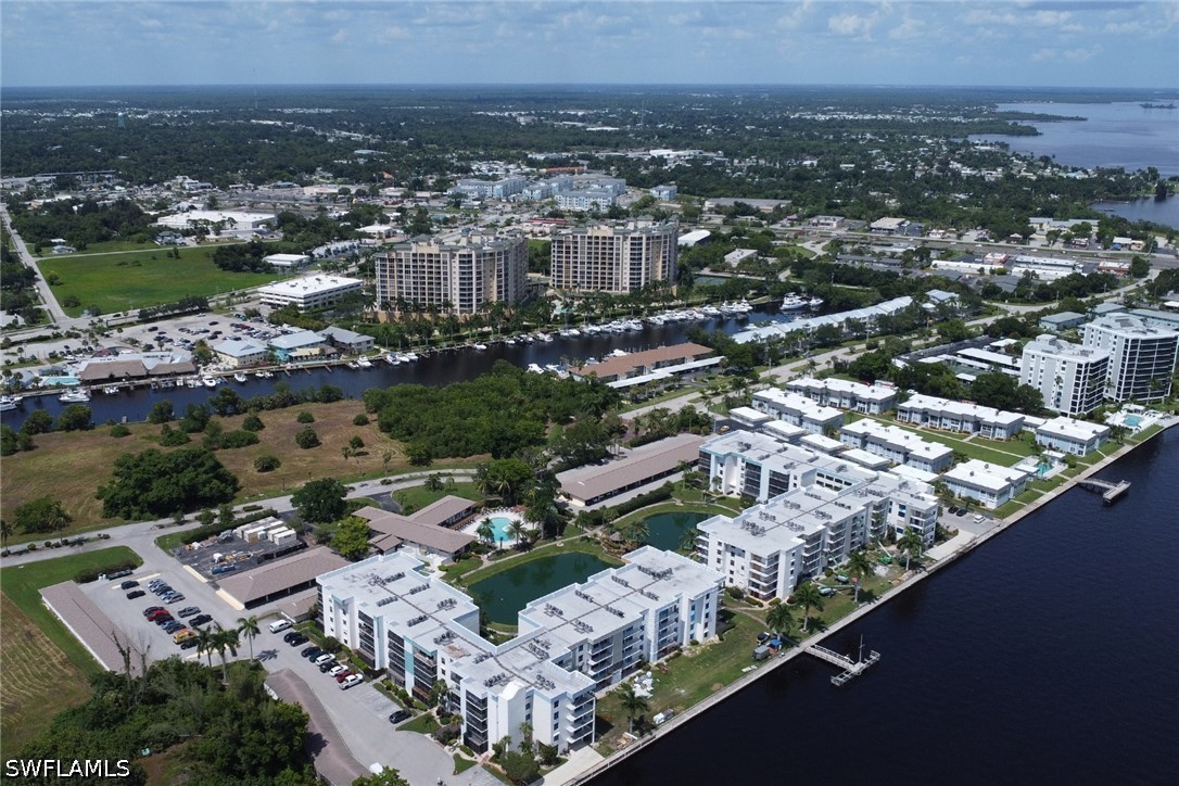 1 Bed Waterfront Home for Sale in Schooner Bay, photo 31