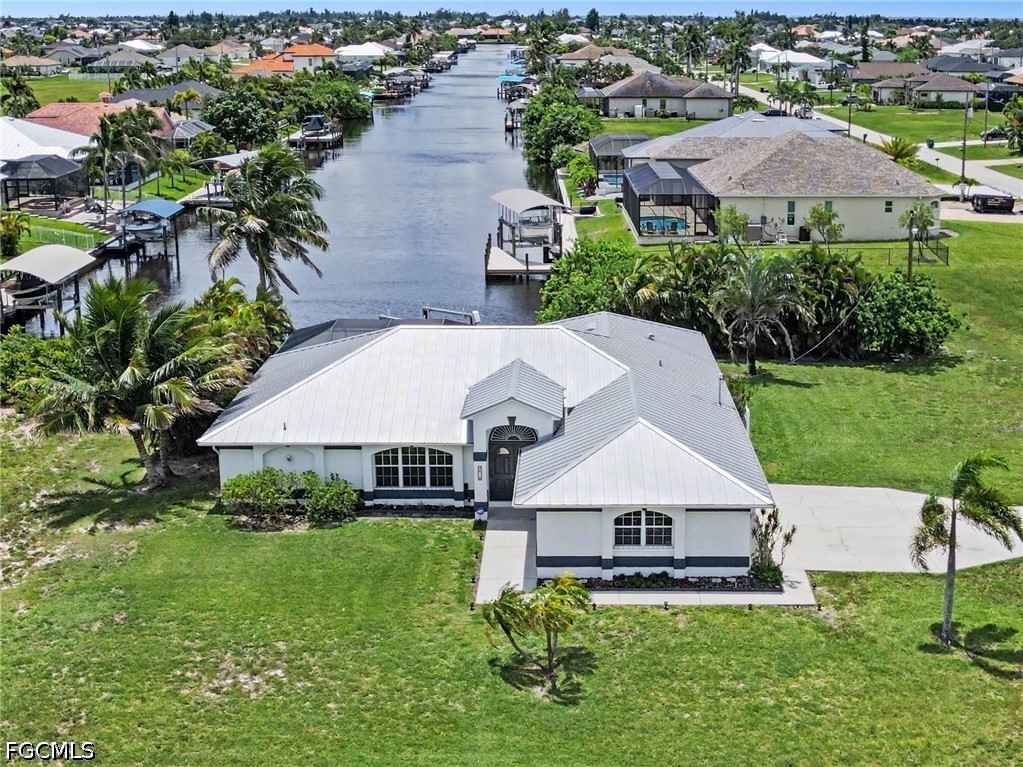 3 Bed Pool Home for Sale in Cape Coral, photo 31