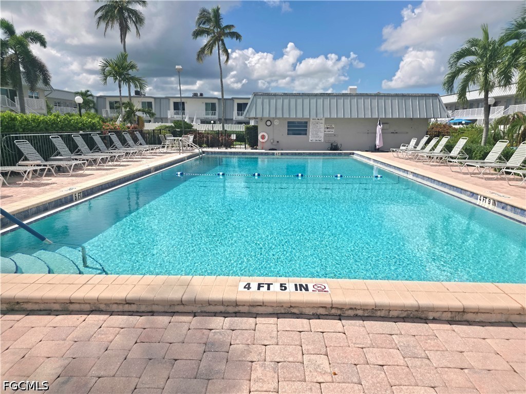 1 Bed Pool Home for Sale in Fort Myers, photo 31