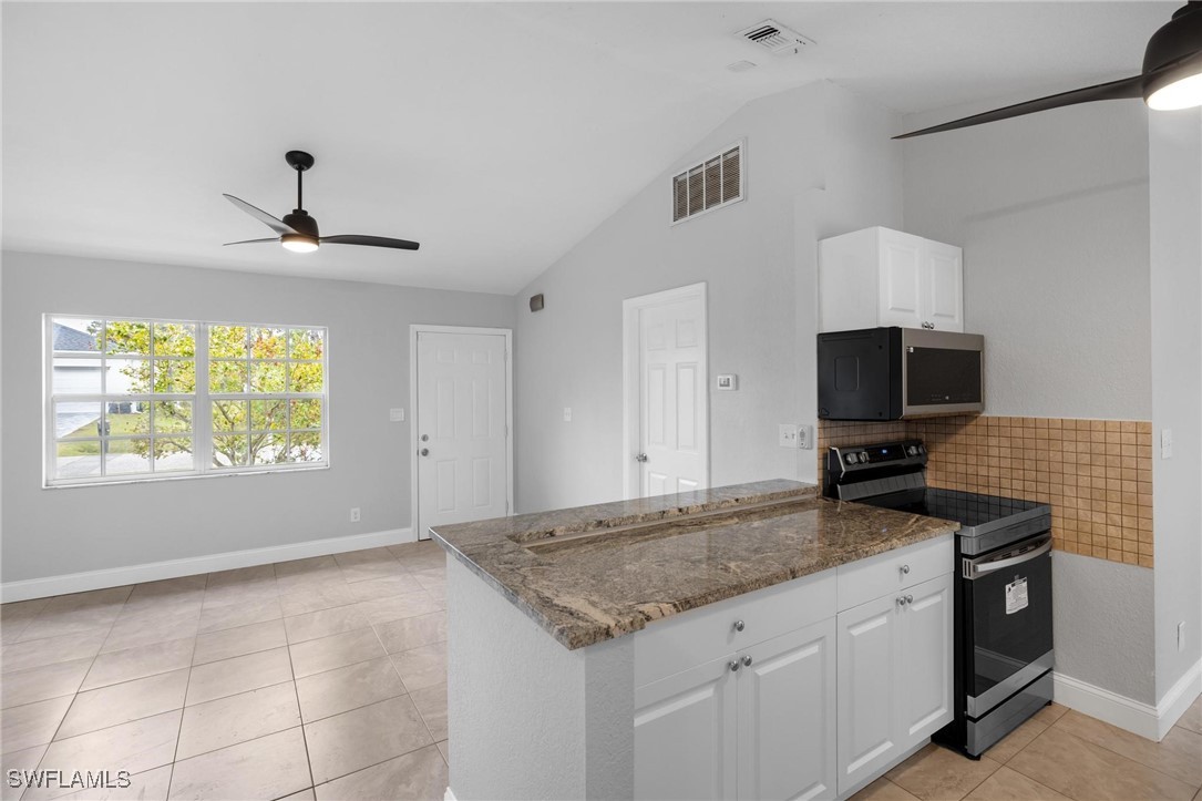 2 Bed Pool Home for Sale in Gulf Cove, photo 32