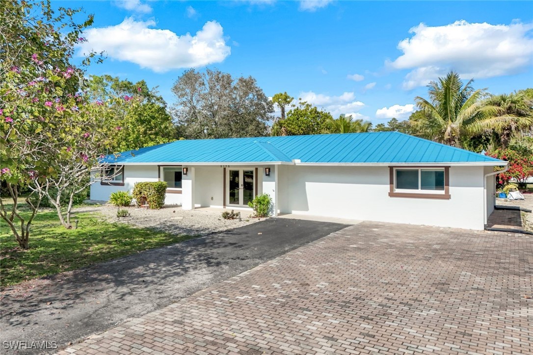 2 Bed Pool Home for Sale in Naples, photo 32