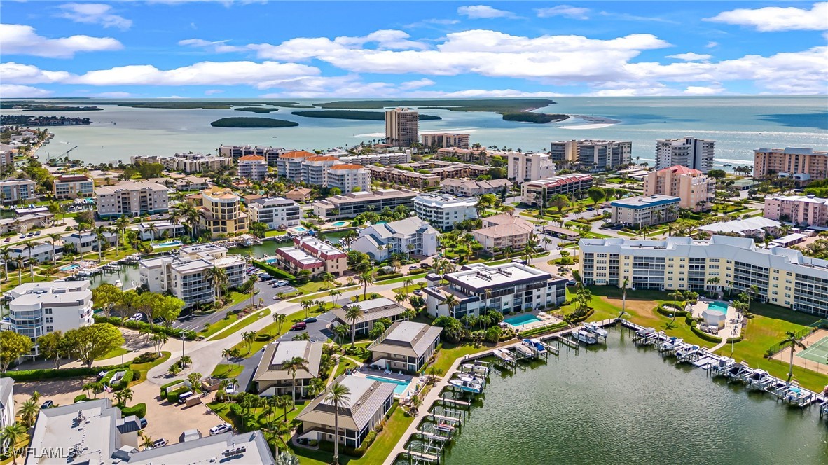 2 Bed Waterfront Home for Sale in Palm Isle, photo 32