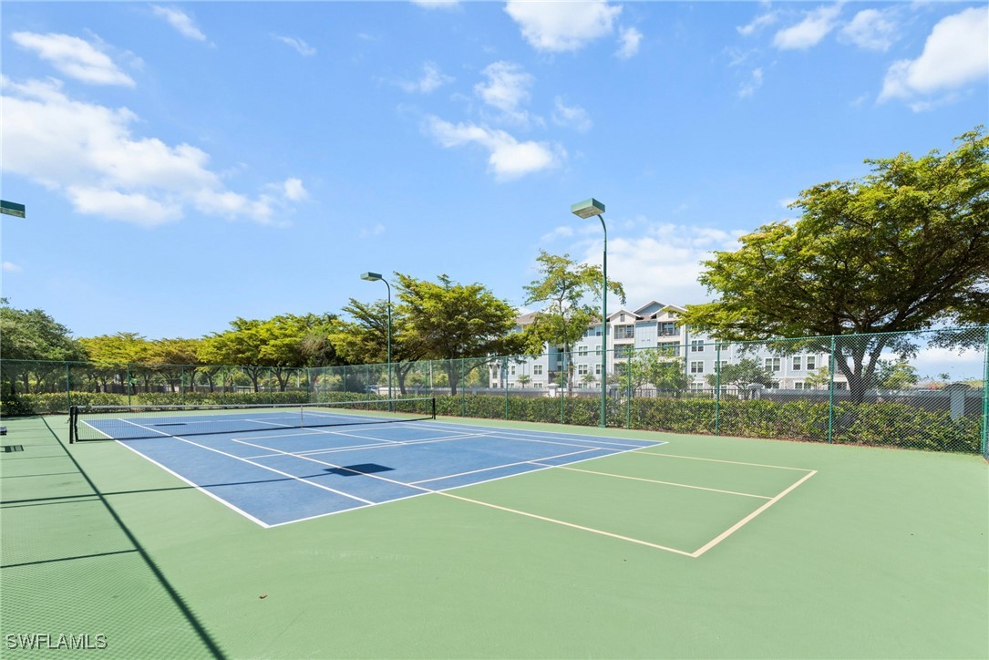 3 Bed Townhouse for Sale in Colonnade At Forum, FL, $305,000 — photo 32