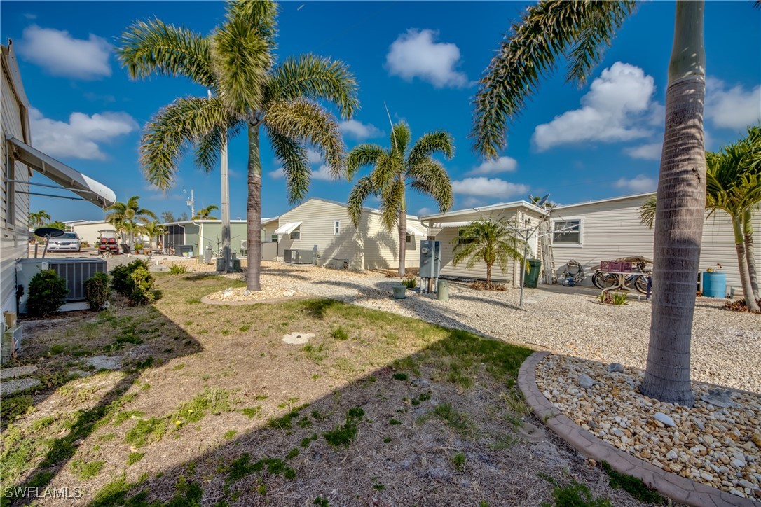 2 Bed ManufacturedHome for Sale in Pine Island Cove, photo 32