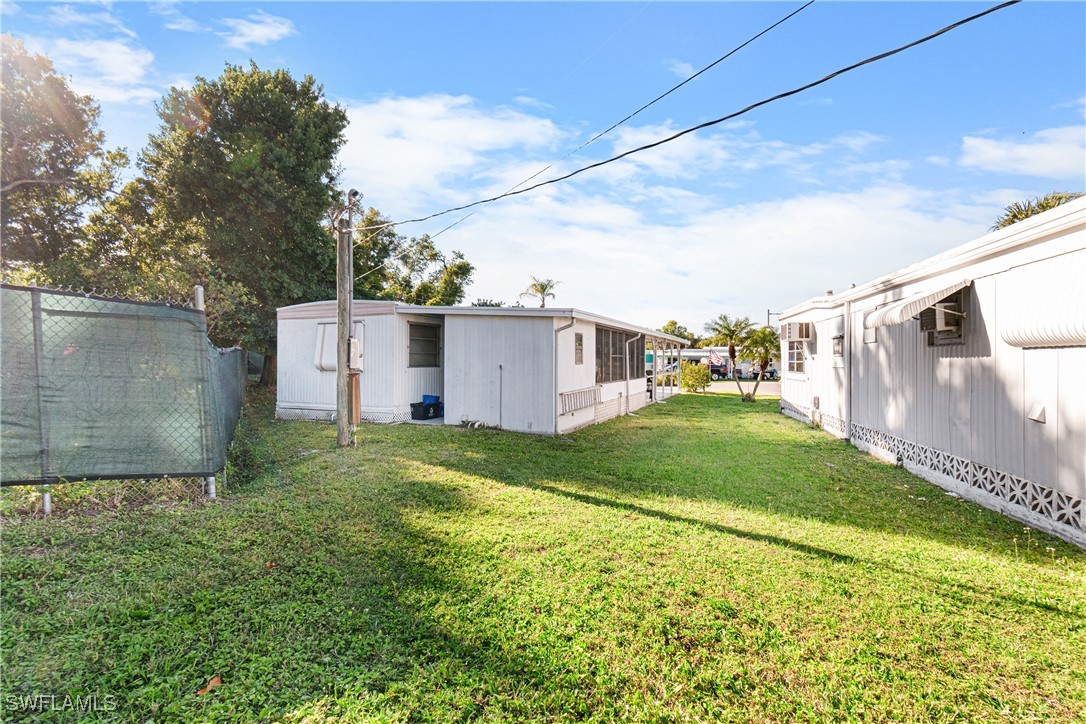 2 Bed ManufacturedHome for Sale in Fort Myers, FL, $80,000 — photo 32