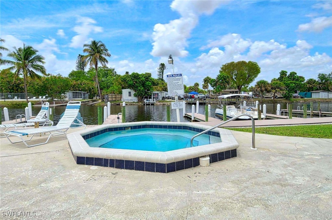 2 Bed ManufacturedHome for Sale in Naples, FL, $295,000 — photo 32