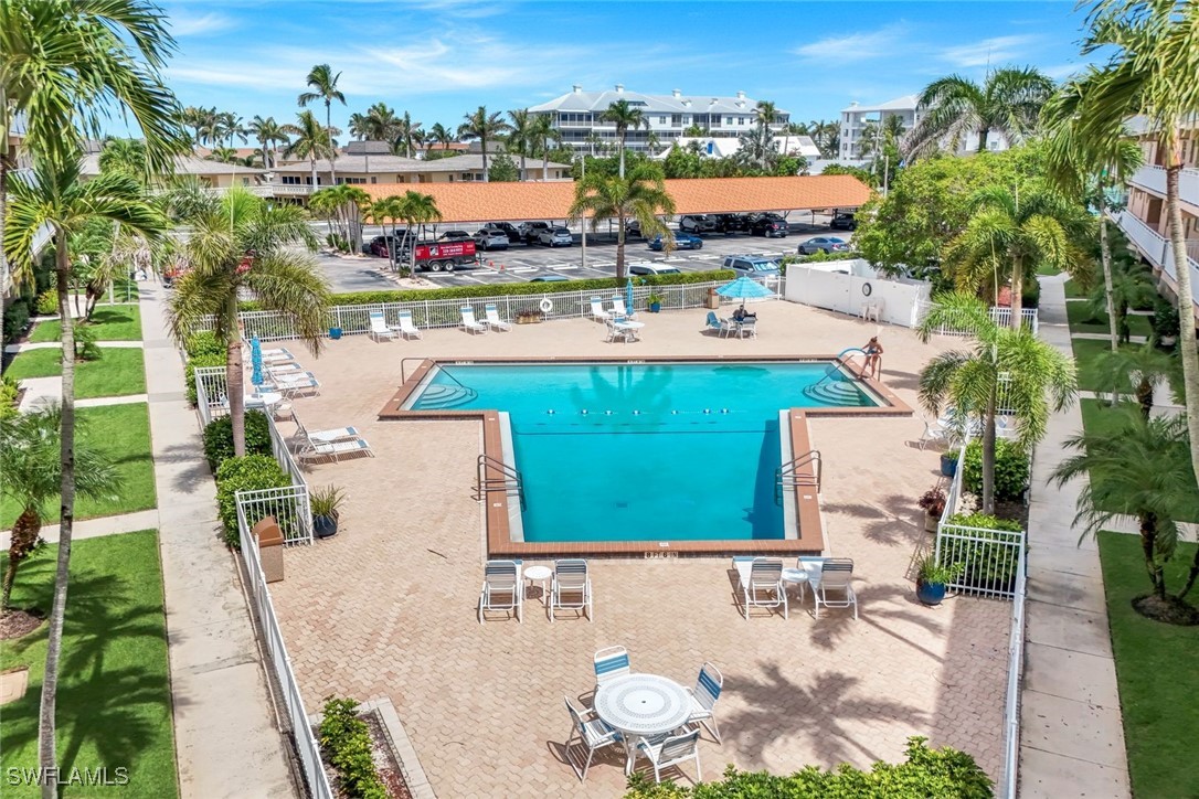 2 Bed Waterfront Home for Sale in Marco Island, photo 32
