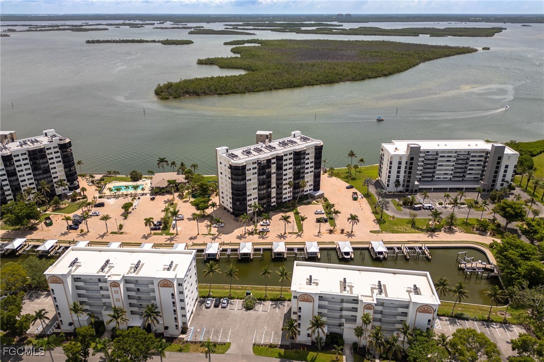 2 Bed Waterfront Home for Sale in Harbour Pointe Condo, FL — photo 32