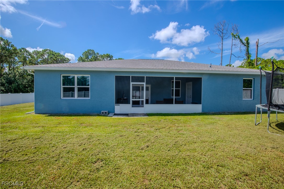 3 Bed SingleFamilyResidence for Sale in Port Labelle, FL — photo 32