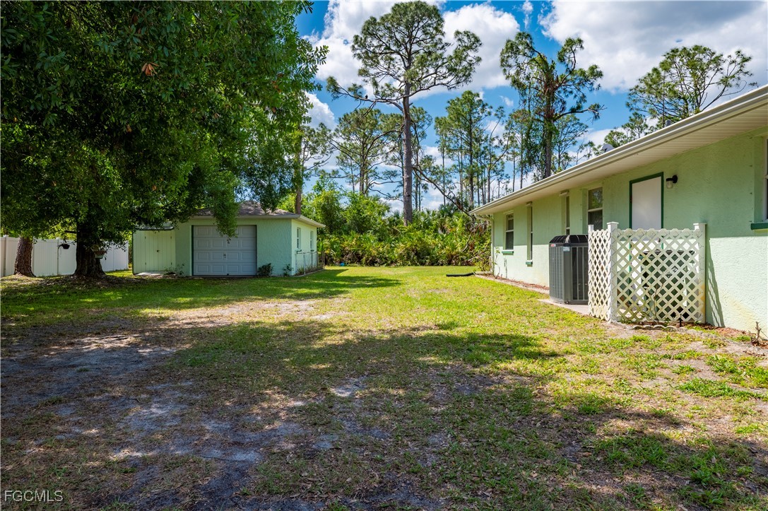2 Bed SingleFamilyResidence for Sale in North Port, photo 32
