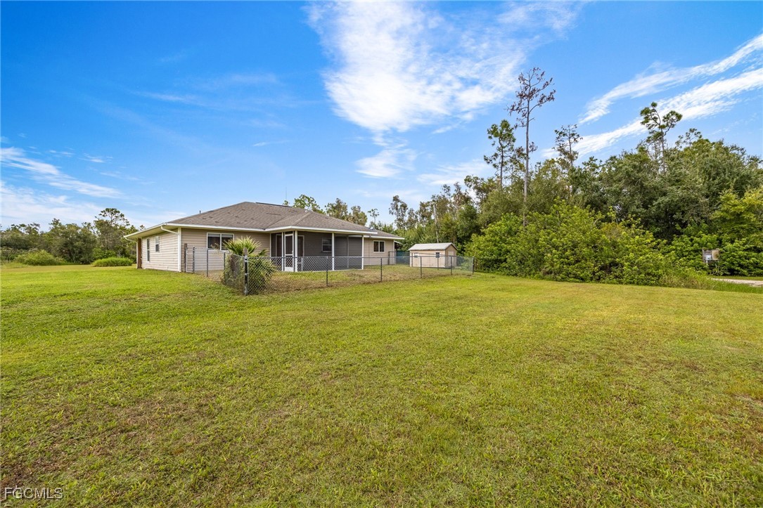 3 Bed SingleFamilyResidence for Sale in Horseshoe Acres, photo 32