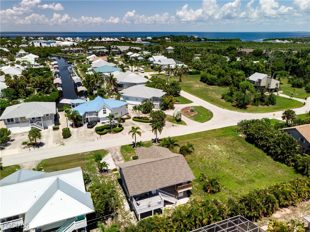 3 Bed SingleFamilyResidence for Sale in Captains Cove, photo 32