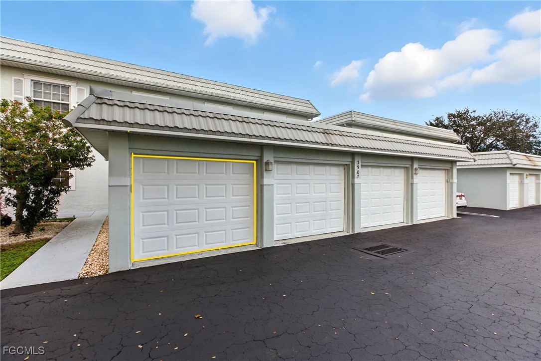 2 Bed Condominium for Sale in Punta Gorda, FL, $220,000 — photo 32