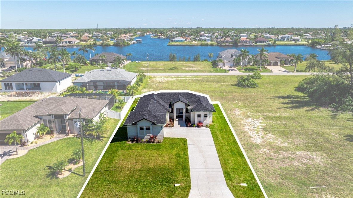 4 Bed SingleFamilyResidence for Sale in Cape Coral, photo 32