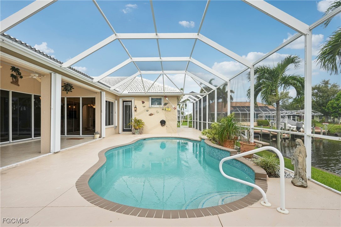 3 Bed Pool Home for Sale in Cape Coral, photo 32