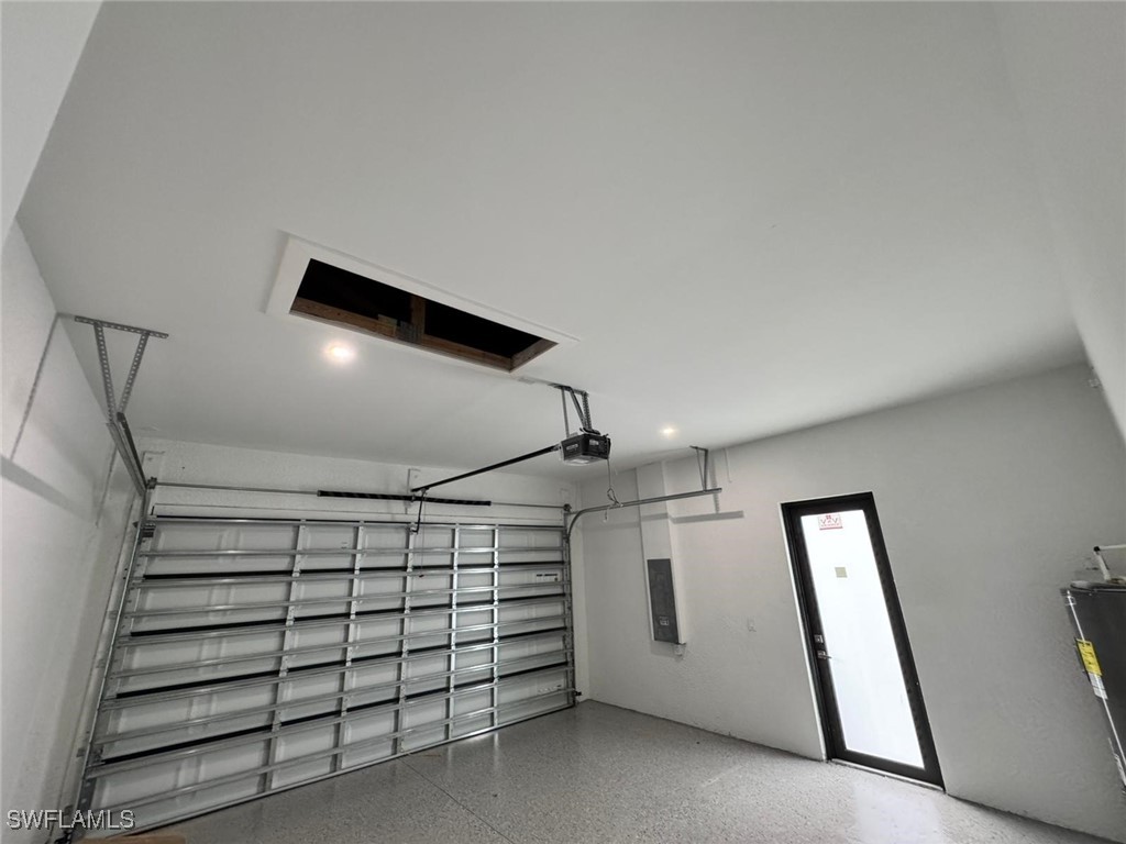 4 Bed SingleFamilyResidence for Sale in Lehigh Acres, photo 32