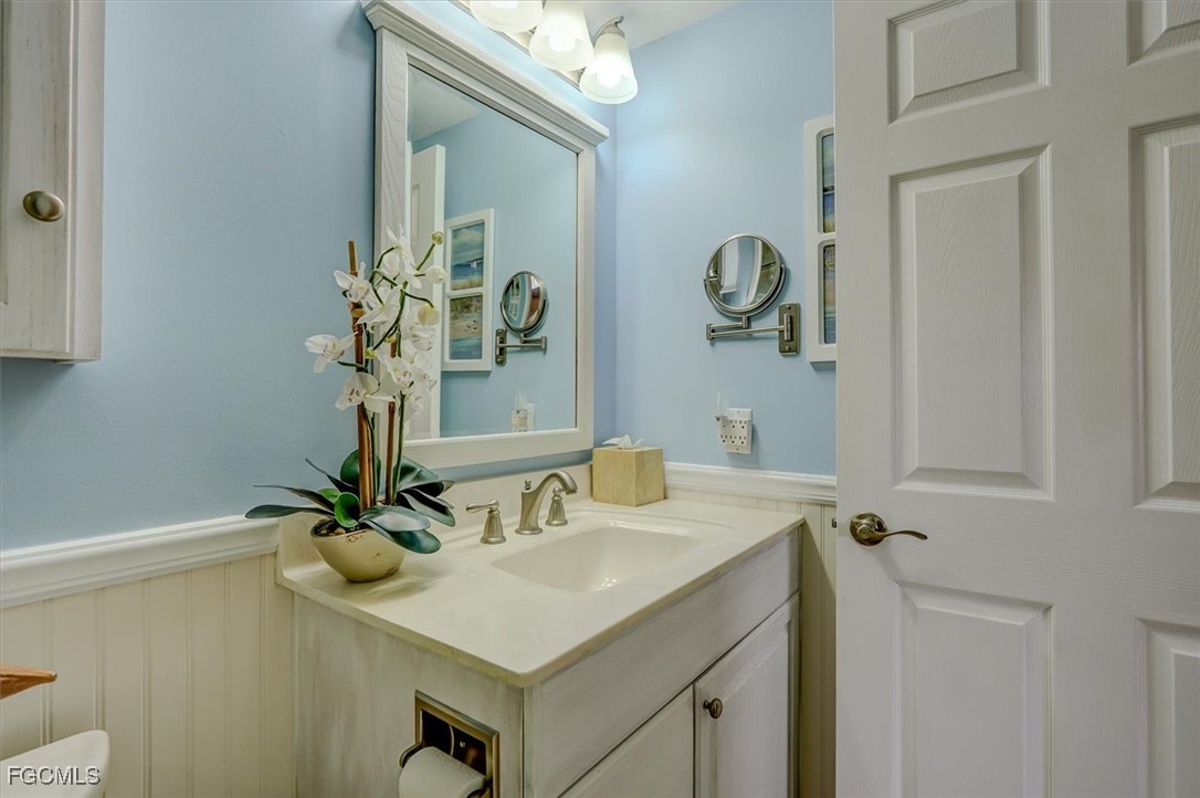 2 Bed Waterfront Home for Sale in Casa Marina, FL, $595,000 — photo 32