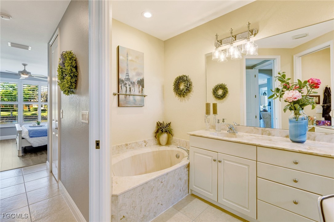 3 Bed Waterfront Home for Sale in Fort Myers, photo 32