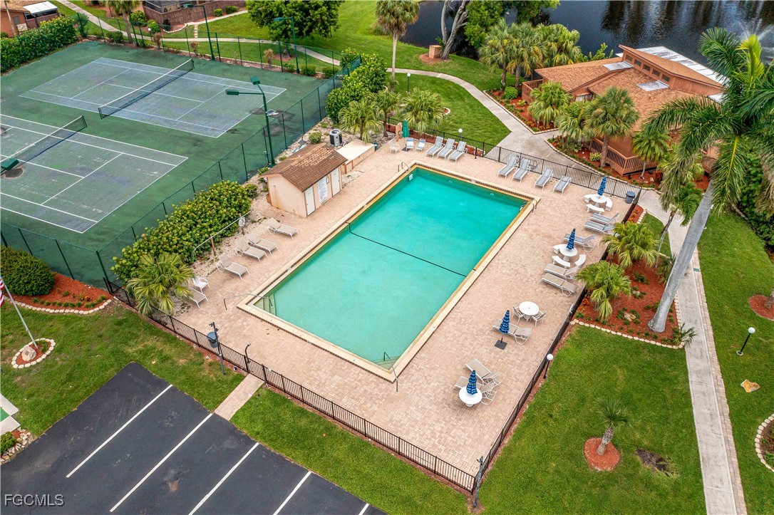 2 Bed SingleFamilyResidence for Sale in Royal Woods, photo 32