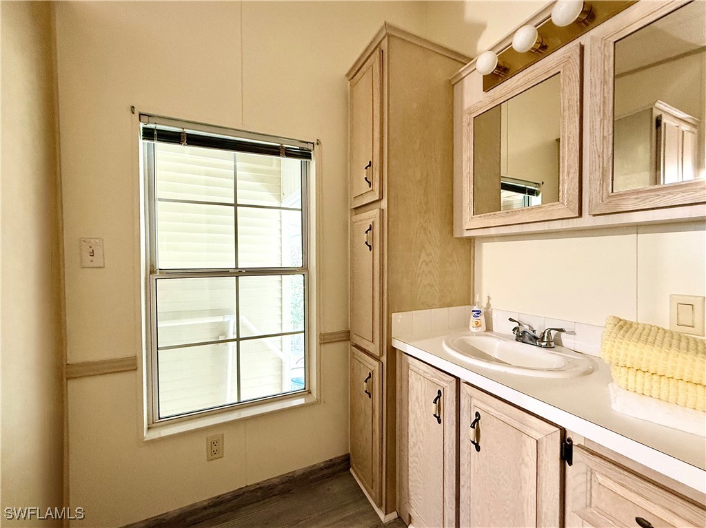 2 Bed ManufacturedHome for Sale in Naples, FL, $158,000 — photo 32