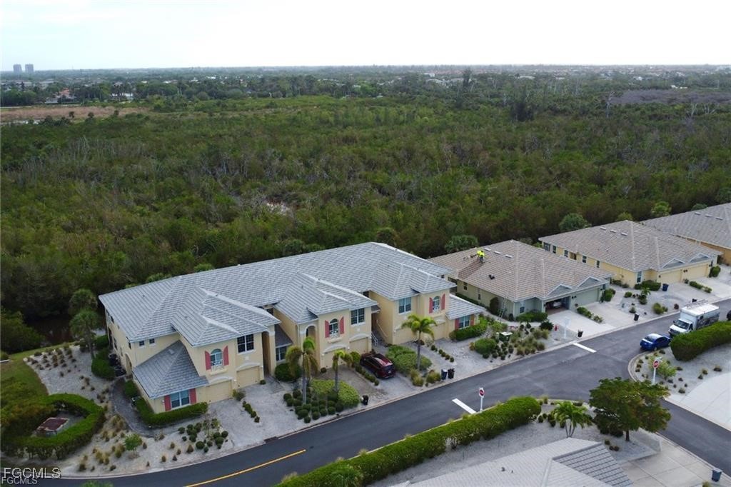 3 Bed Waterfront Home for Sale in Lucaya, FL, $380,000 — photo 32